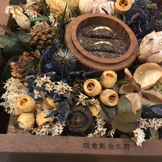 【鎌倉彫金工房の口コミ】 元々デザインはシンプルにしたかったので、太さと素材と加工と、少ない選…