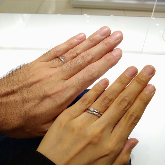 【4℃ BRIDAL(ヨンドシーブライダル)の口コミ】 ダイヤがとてもきれいだったのと、お互いの好みのデザインだったことです…