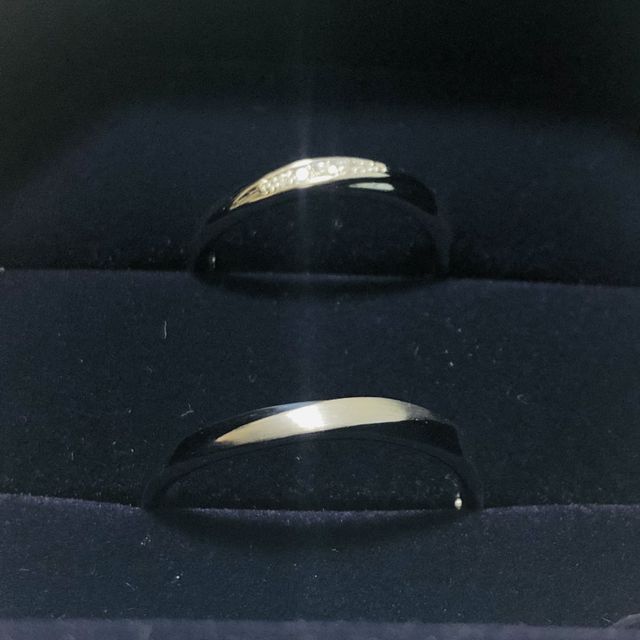 【4℃ BRIDAL(ヨンドシーブライダル)の口コミ】 普段指輪はめったに着けないため、サイズや合う形が分からないままショッ…