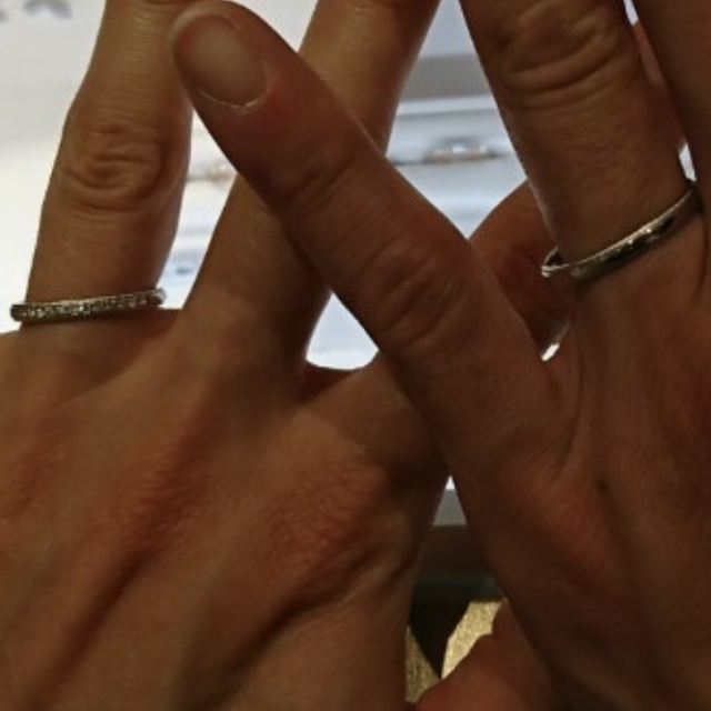 【Ponte Vecchio(ポンテヴェキオ)の口コミ】 新郎にもブラックダイヤいり、新婦はホワイトダイヤでオシャレ、値段もお…