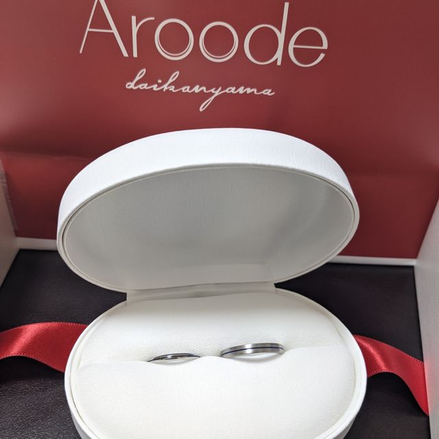 【Aroode(アローデ)の口コミ】 真ん中の溝にラインが入れられる技術がこの価格でできるのがアローデさん…