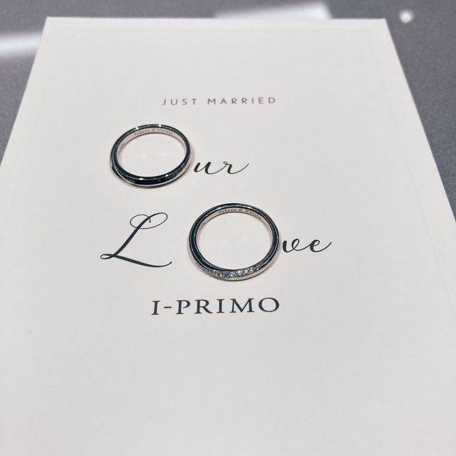 【アイプリモ(I-PRIMO)の口コミ】 指輪のデザインが自分の好みだった。斜めにダイヤモンドが入っているデザ…