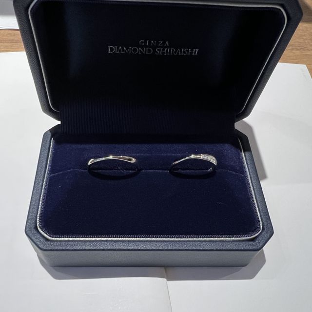 【銀座ダイヤモンドシライシの口コミ】 ペアで20万円程度で、既に持っていた婚約指輪と合うものを探していました…