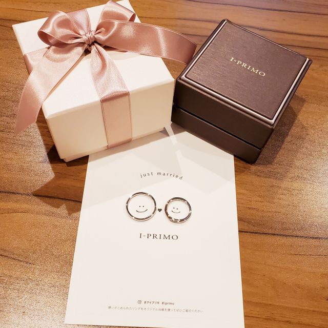 【アイプリモ(I-PRIMO)の口コミ】 夫はプラチナのベーシックなストレートタイプを希望していたので、迷わず…