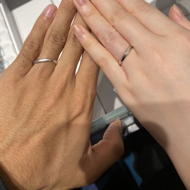 【銀座ダイヤモンドシライシの口コミ】 ウェーブ型の種類が豊富で、選択肢の幅が多く選ぶ際も楽しめました。その…