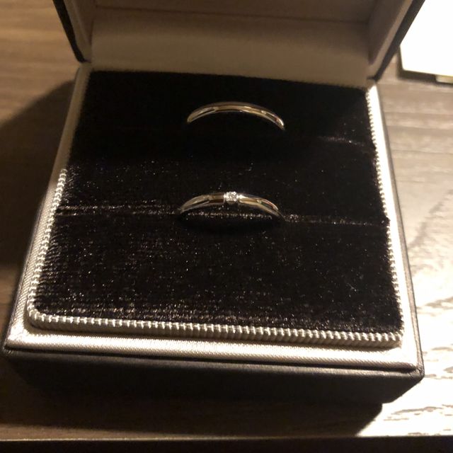 【アイプリモ(I-PRIMO)の口コミ】 予算内の結婚指輪があったのが一番の決め手です。
それと自分が欲しかった…