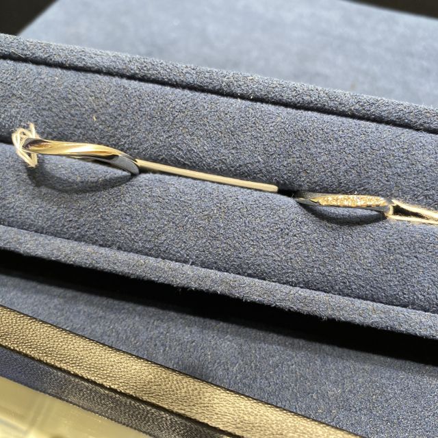 【4℃ BRIDAL(ヨンドシーブライダル)の口コミ】 初めて指輪を見に行ったのが4°Cブライダルさんでした。ストーリー性が…