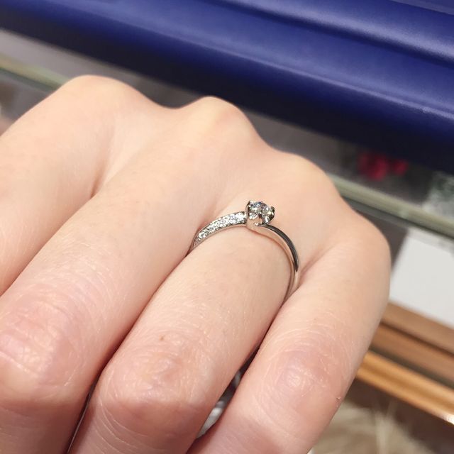 【銀座ダイヤモンドシライシの口コミ】 本来次週に行われるリングフェアに行く予定で、下見のつもりで銀座本店を…