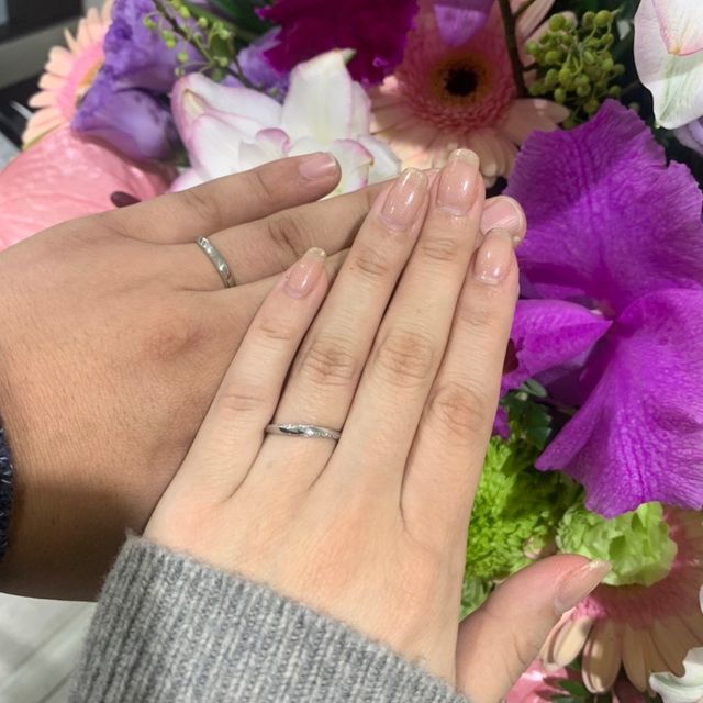 【宝寿堂(ほうじゅどう)の口コミ】 指輪のデザインがとても良くこの指輪にしました。
色々な指輪を試着させて…