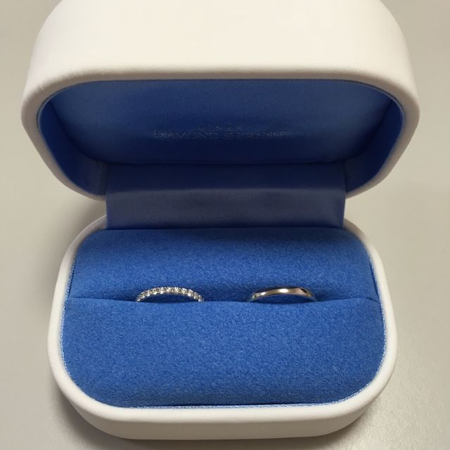 【銀座ダイヤモンドシライシの口コミ】 このエタニティリングは、鍛造製法という独自の新技術で作られ、傷がつき…
