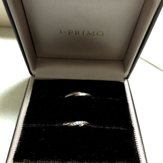 【アイプリモ(I-PRIMO)の口コミ】 他の指輪も見たが、デザインも色も魅力的だった。
また、指輪の意味も教え…