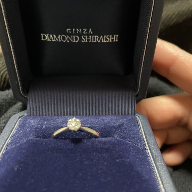 【銀座ダイヤモンドシライシの口コミ】 シンプルかつ可愛らしいデザインというイメージで色々なものを見ていく中…