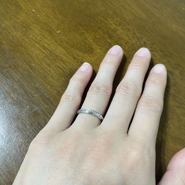 【エクセルコダイヤモンド(EXELCO DIAMOND)の口コミ】 自分の希望のデザイン、形をお伝えした所希望していた物とは違う形の物が…