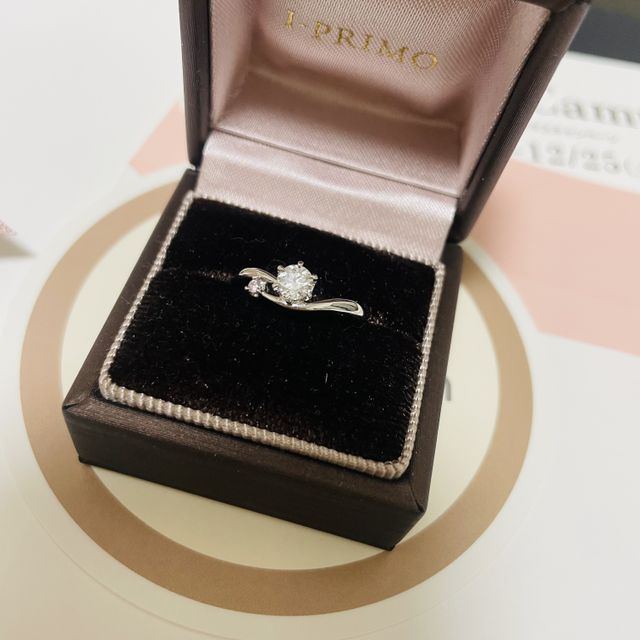 【アイプリモ(I-PRIMO)の口コミ】 デザインに一目惚れしました。他にもたくさんかわいいデザインがあり、自…