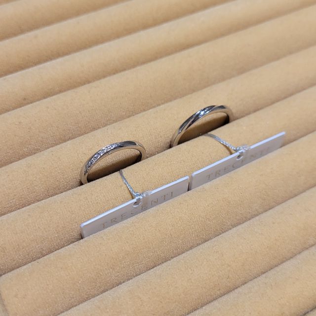 【TRECENTI(トレセンテ)の口コミ】 着け心地が滑らかで、着脱もスムーズです。
あまり指輪をつけた経験がなか…