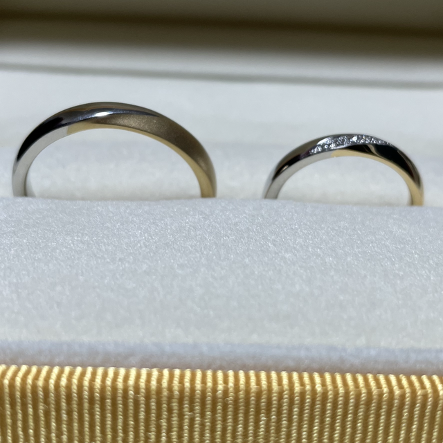 【ケイウノ ブライダル(K.UNO BRIDAL)の口コミ】 購入したリングはプラチナとイエローゴールドのコンビリングでした。最初…