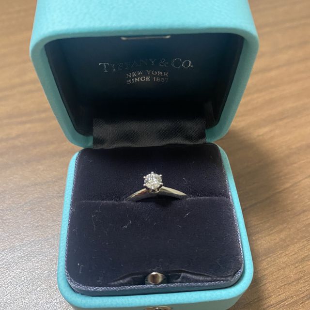 【ティファニー(Tiffany & Co.)の口コミ】 買っていただいたので指輪の決め手はありませんが、ダイアモンドがキラキ…