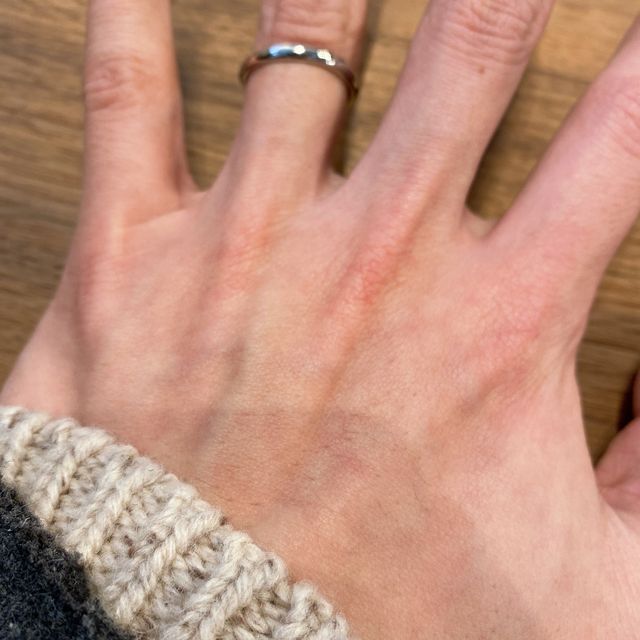 【出雲結(いずもゆい)の口コミ】 購入した風結はデザインが男女共にシンプルで様々な場面で付けても違和感…