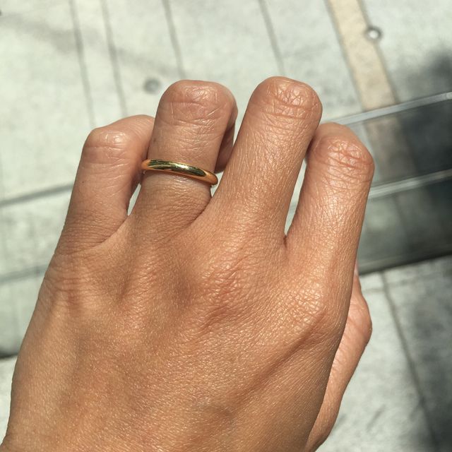 【カルティエ(Cartier)の口コミ】 夫がイエローゴールドの結婚指輪をはめたいと言っていたので、それをきっ…
