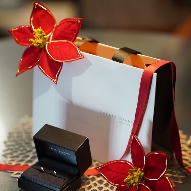 【ラザール ダイヤモンド(LAZARE DIAMOND)の口コミ】 デザインと、知る人ぞ知るというブランドだからです！他の人とは少し違う…