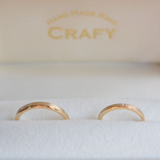 【CRAFY(クラフィ)の口コミ】 どのような指輪を作るか相談していく中で見せて頂いたサンプルの中にいい…