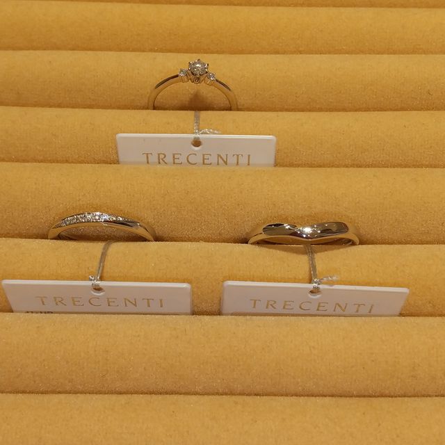 【TRECENTI(トレセンテ)の口コミ】 まずは、リングが丸く加工してあり着け心地がとてもよくて指にしっかり馴…