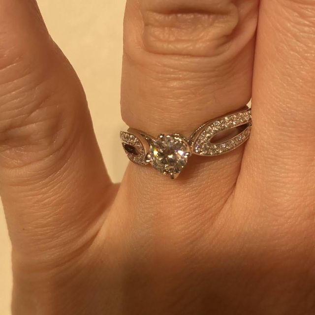 【ブシュロン(BOUCHERON)の口コミ】 ポン ドゥ パリ ソリテール リングはブシュロンの中でも代表する人気のデ…