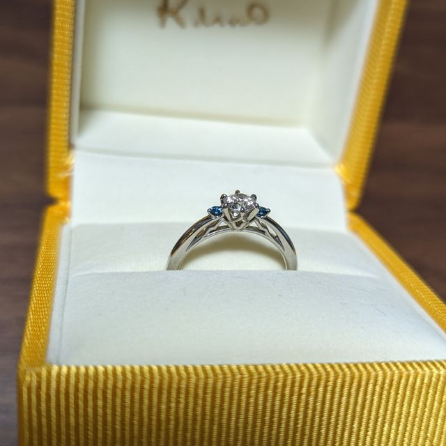 【ケイウノ ブライダル(K.UNO BRIDAL)の口コミ】 登山などアウトドアが趣味で普段ジュエリーをつけない相手のため、好みが…