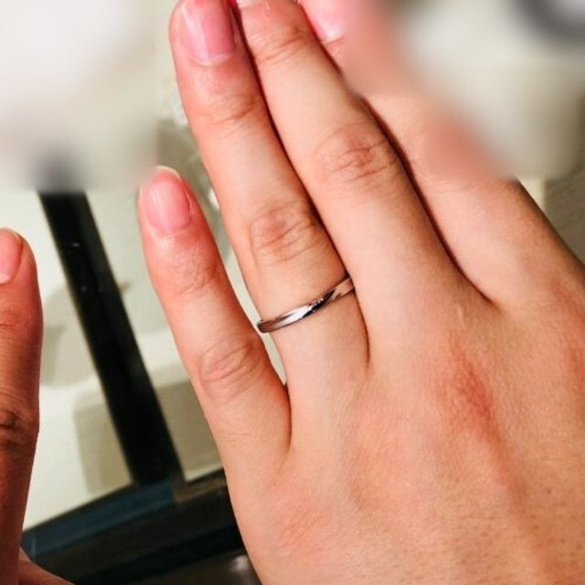 【CHARMY(チャーミー)の口コミ】 デスクワークが多いため、あまり目立たずに使えるリングを探しておりこち…