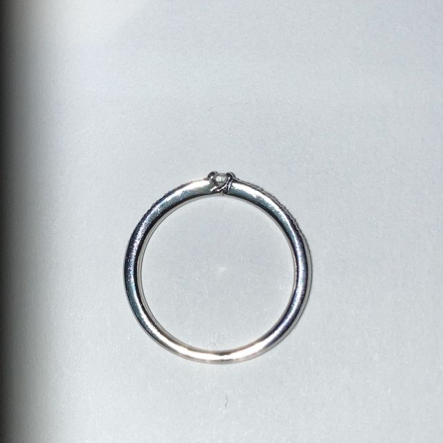 【エクセルコダイヤモンド(EXELCO DIAMOND)の口コミ】 このブランドにしかないデザインの指輪に出会えたことが１番の決め手です…