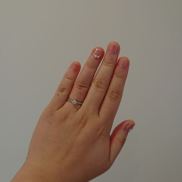 【Desserts(デザート)の口コミ】 一粒ダイヤモンドの指輪を探していましたが、マフィンⅡに出会って自分の価…