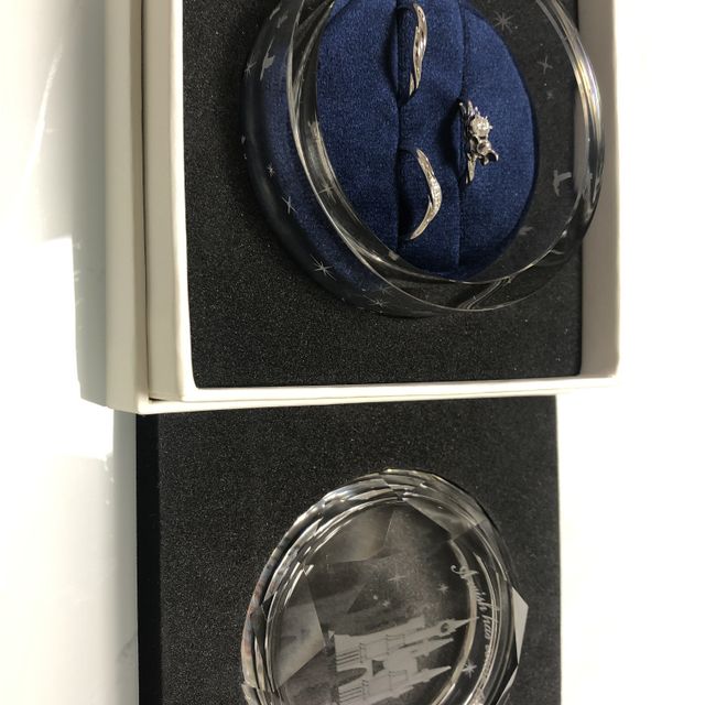 【ケイウノ ブライダル(K.UNO BRIDAL)の口コミ】 ・ディズニーデザインにしたかったのと、オーダーメイドが可能だったため…