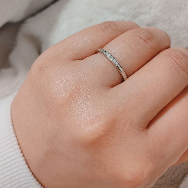 【アンジェリックフォセッテ(Angelique Fossette)の口コミ】 超音波洗浄とサイズ直し(12号まで)は無料です。
変形直し、石揺れの補修、…