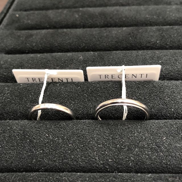 【TRECENTI(トレセンテ)の口コミ】 シンプルなデザインの指輪を探していたのですが、シンプルだからこそ、つ…