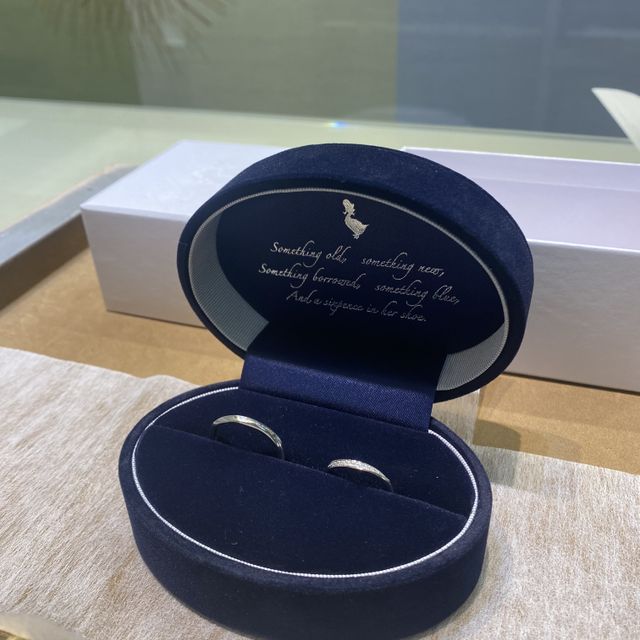 【Something Blue(サムシングブルー)の口コミ】 初めはデザインで指輪を絞っていき、Vデザインの指輪だけに絞った時に値段…