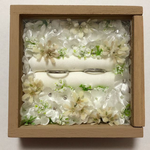 【銀座ダイヤモンドシライシの口コミ】 結婚指輪はインスタなどで色々と見ていて、最初はアンティークなものがい…