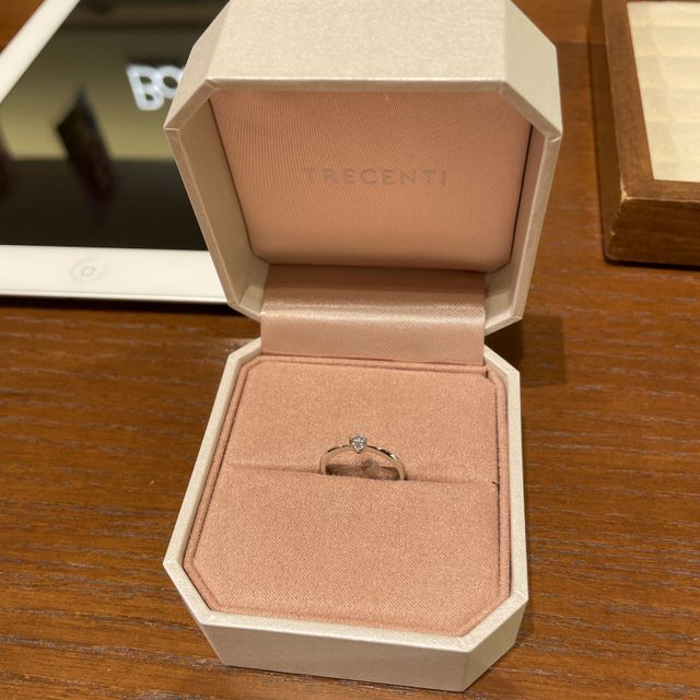 【TRECENTI(トレセンテ)の口コミ】 シンプルなデザインで、普段使いできるものという希望を叶えてくれたデザ…