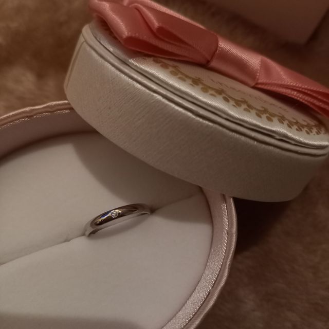 【insembre(インセンブレ)の口コミ】 もともと結婚指輪を探していていました。こちらのショップで私たちが求め…