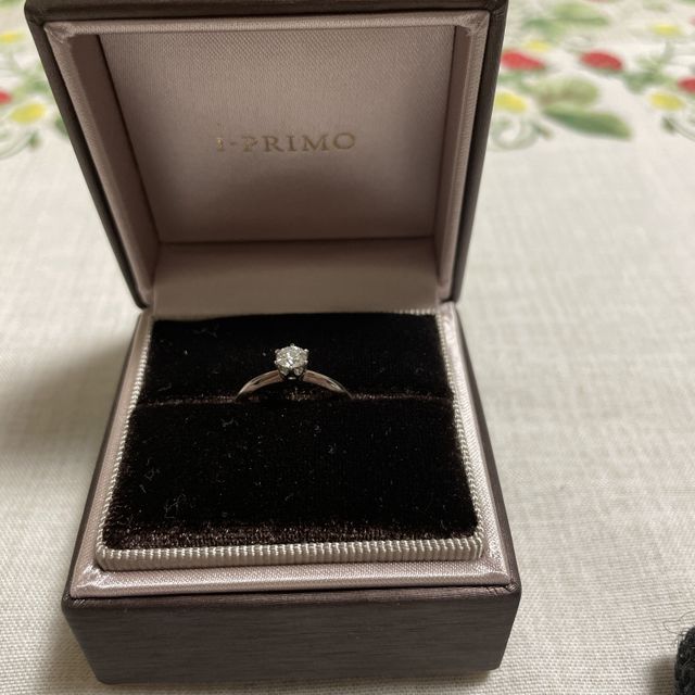 【アイプリモ(I-PRIMO)の口コミ】 プロポーズするのに期限が短く焦っていたのですが、既製品を購入してプロ…