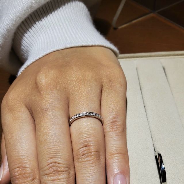 【TRECENTI(トレセンテ)の口コミ】 指輪の付け心地が違和感なくとても良かったです。ハーフエタニティリング…