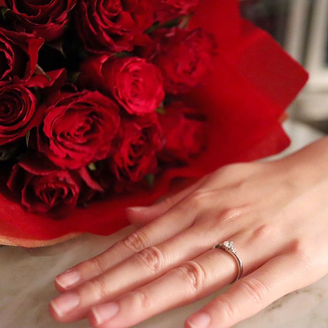 【ラザール ダイヤモンド(LAZARE DIAMOND)の口コミ】 彼からプロポーズの時にもらったものなので、私が決めたわけではないので…