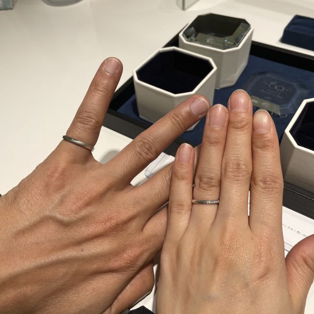 【4℃ BRIDAL(ヨンドシーブライダル)の口コミ】 4℃のブランドは前々から良いイメージがあって、実際に店頭で良いデザイン…