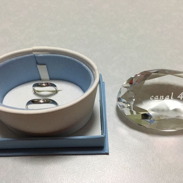 【canal4℃(カナルヨンドシー)の口コミ】 他の指輪も見ましたが、こちらのデザインが気に入って決めました。普通は…