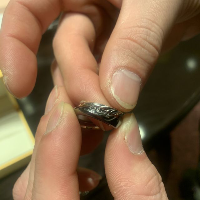 【ケイウノ ブライダル(K.UNO BRIDAL)の口コミ】 海外ブランド国内ブランドいくつも巡り辿り着きました。元々、金属をいく…