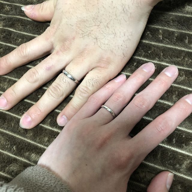 【ケイウノ ブライダル(K.UNO BRIDAL)の口コミ】 シンプルな指輪にこだわっており、1番シンプルなものを選びました。指輪の…