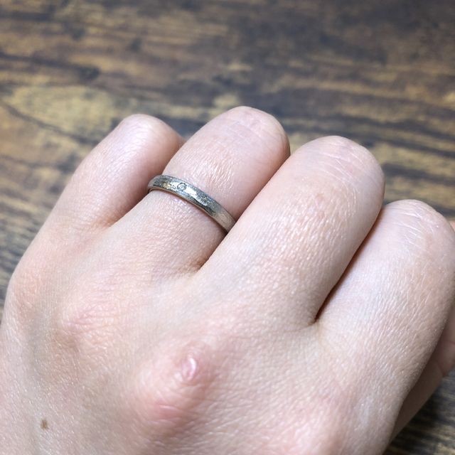 【FISCHER(フィッシャー)の口コミ】 沢山の指輪を見させて頂いた中で、唯一お互いが気に入ったデザイン、着け…