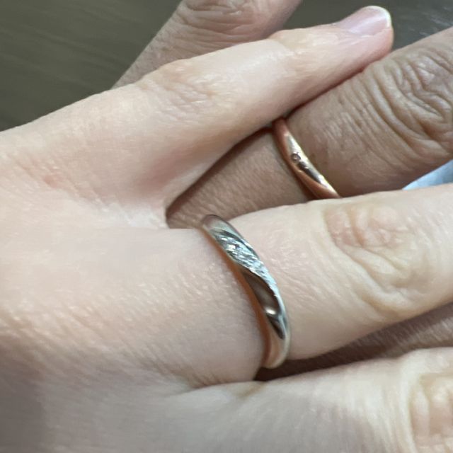 【ケイウノ ブライダル(K.UNO BRIDAL)の口コミ】 ディズニーのキャラクターを指輪に彫れるところが非常に魅力的でした。実…