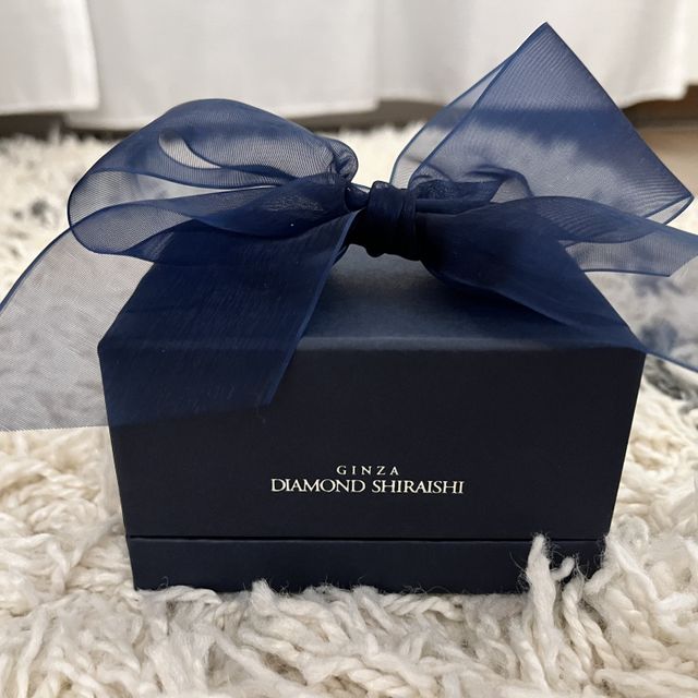 【銀座ダイヤモンドシライシの口コミ】 同じ店舗に2回来店してじっくり選びましたが、一目惚れしたデザインが忘れ…