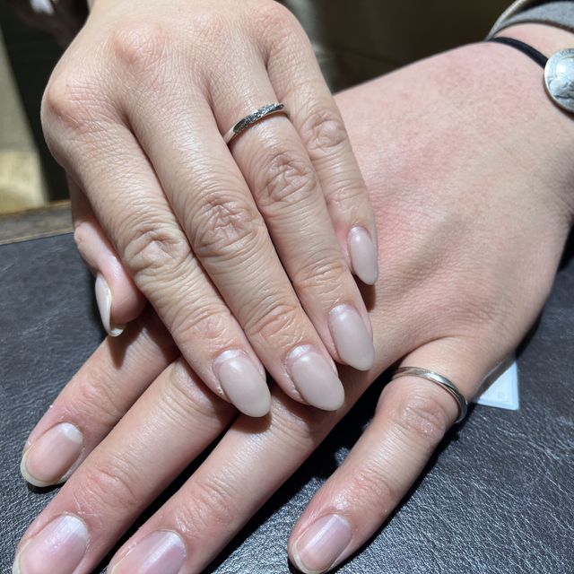 【TRECENTI(トレセンテ)の口コミ】 お互い気に入ったデザインで且つお揃いのデザインにすることができた。
指…