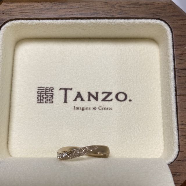 【TANZO.(鍛造指輪)の口コミ】 ①他人と被りたくない。
②ダイヤたくさん入れてキラキラさせたいけど値段は…